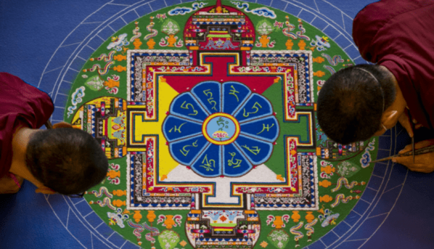 Monastic Immersion – Rituals, Sand Mandalas & Monks’ Lives