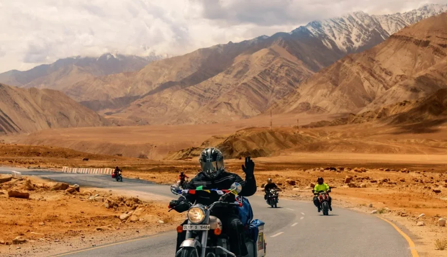 Leh–Nubra–Turtuk–Pangong–Umlingla–Leh