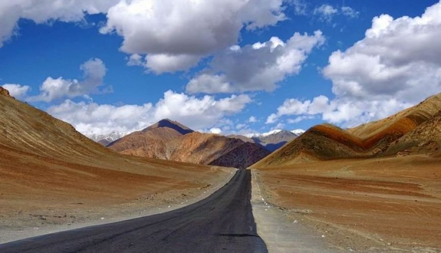 Travel Tips, Nearby Attractions & Why You Should Visit in Nimoo